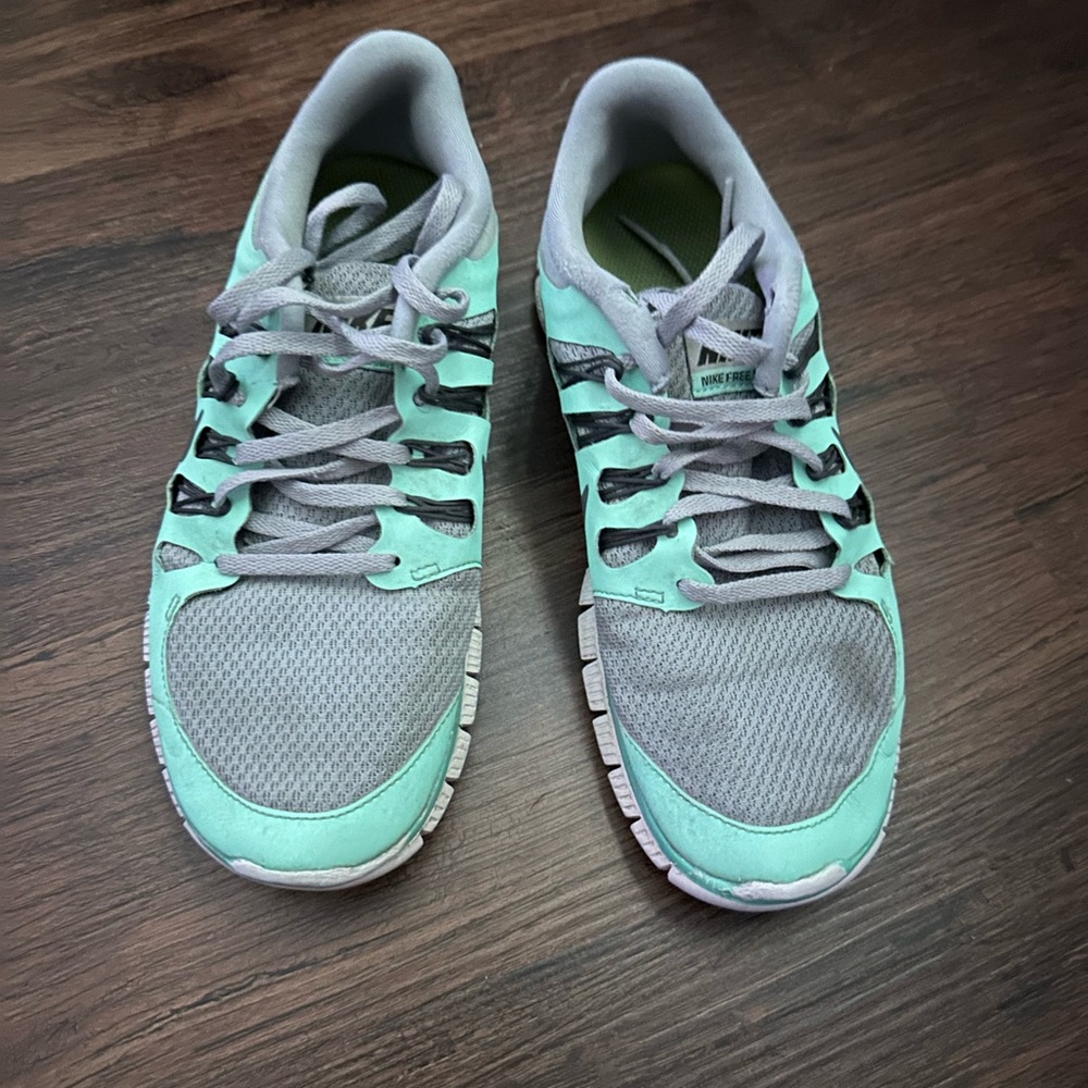 Nike Women's Shoe